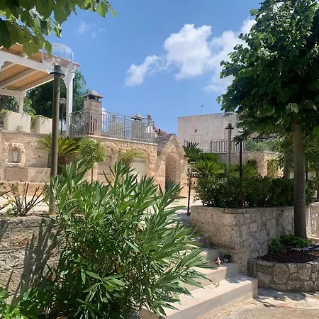 Maison Dei Trulli * ロコロトンド